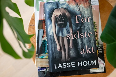 Før sidste akt af Lasse Holm